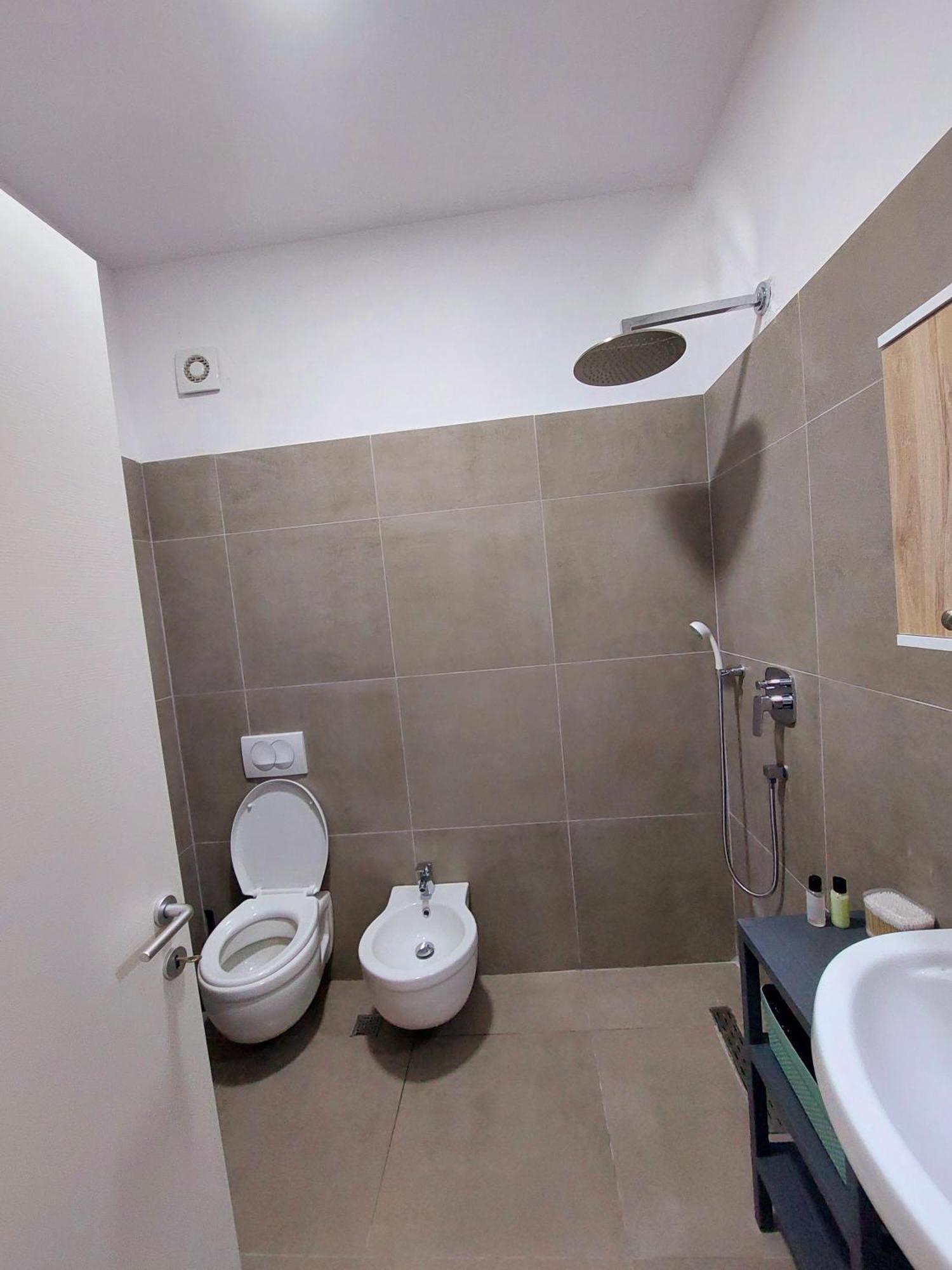 Gex Apartments Tirana Kültér fotó